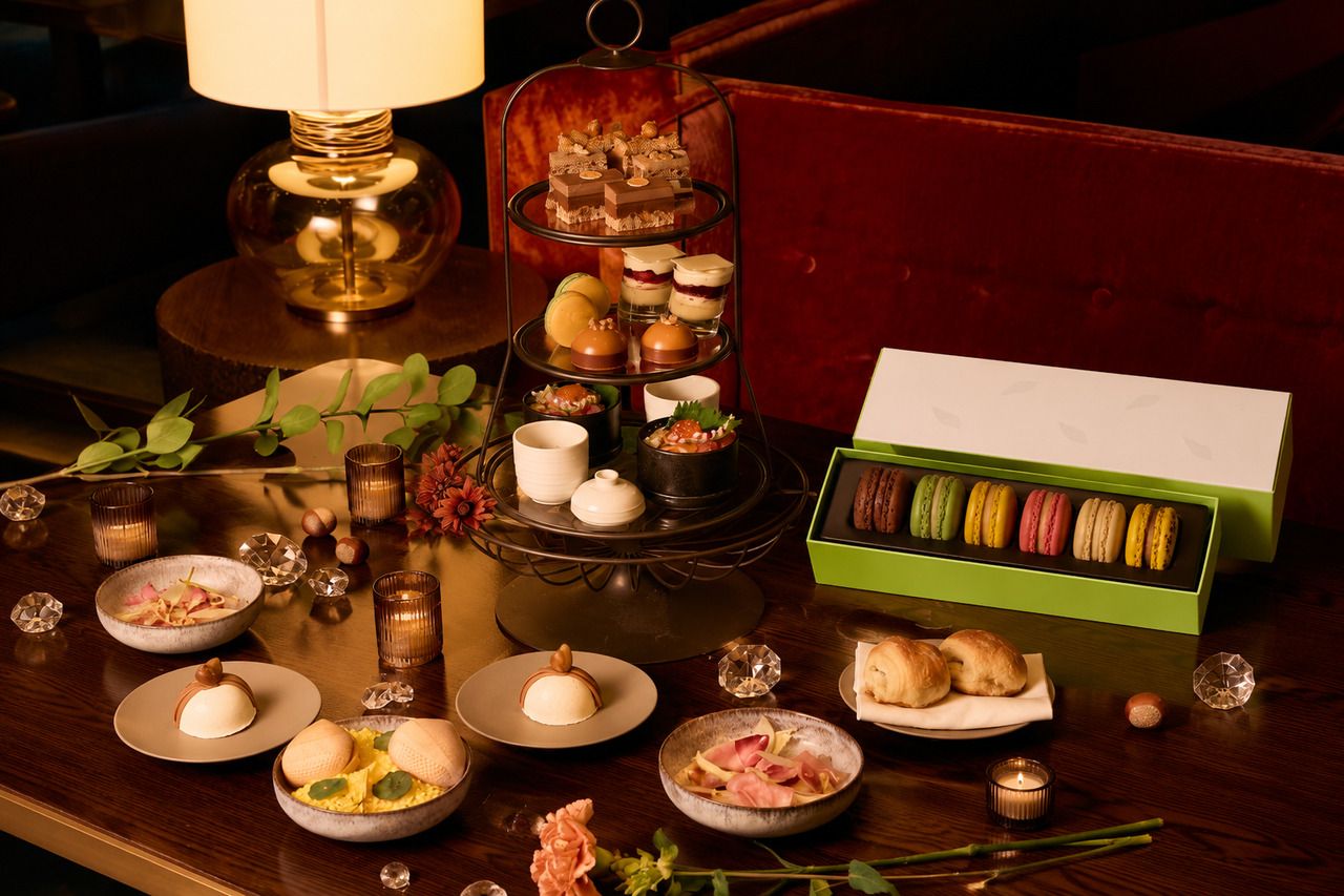 Pierre Hermé Paris La Récolte de Shinjuku Afternoon Tea + Macaron Gift