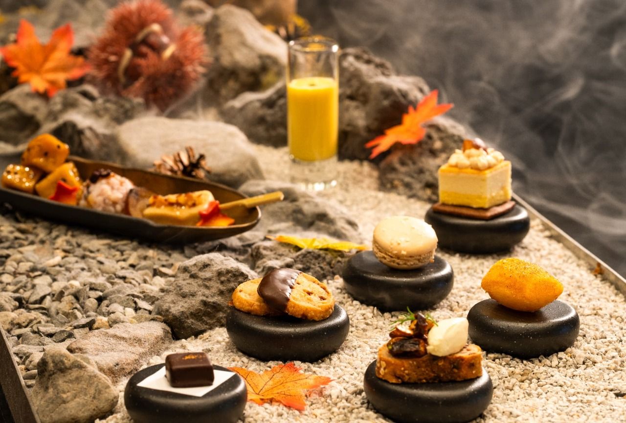Grove Lounge: Chestnut and Caramel Feast – Autumn Afternoon Tea 【Includes sparkling wine toast】