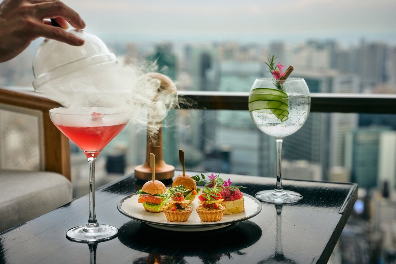 【Rooftop Bar】Only 4 groups Per Day Tokyo Twilight Moment