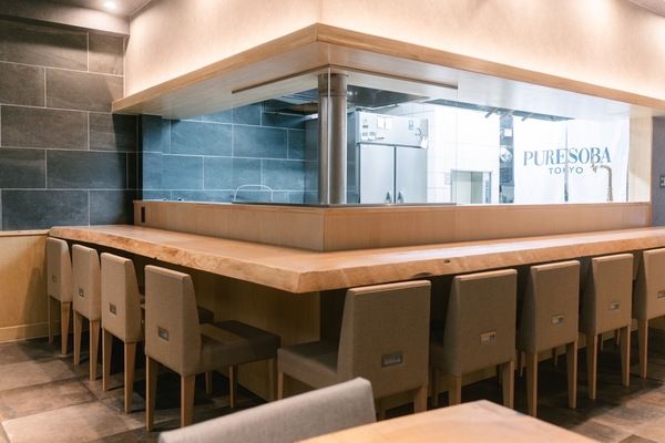 Counter seats
