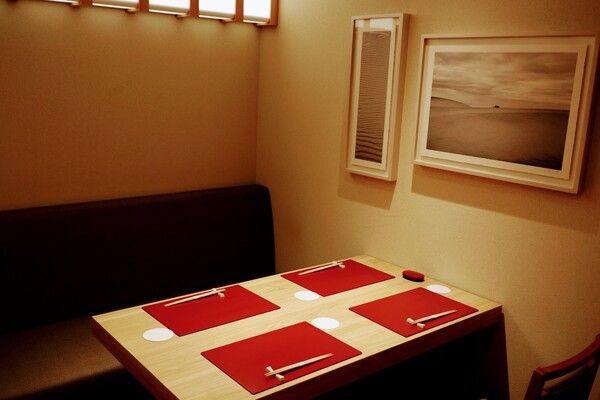 Table seating