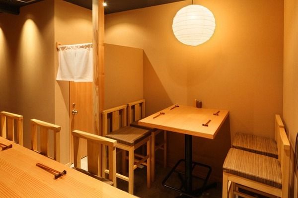 Table seating