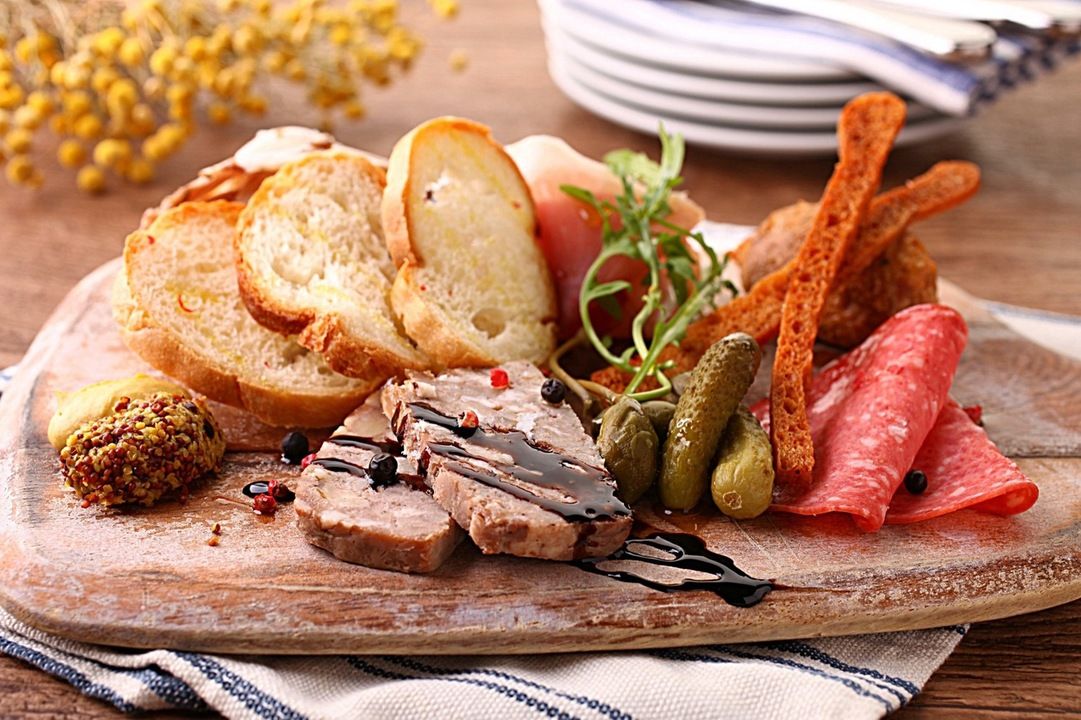 【期間限定特価】 - Cafe Factory Chayamachi Restaurant TableCheck - Guide カウンターテーブル・ハイテーブル