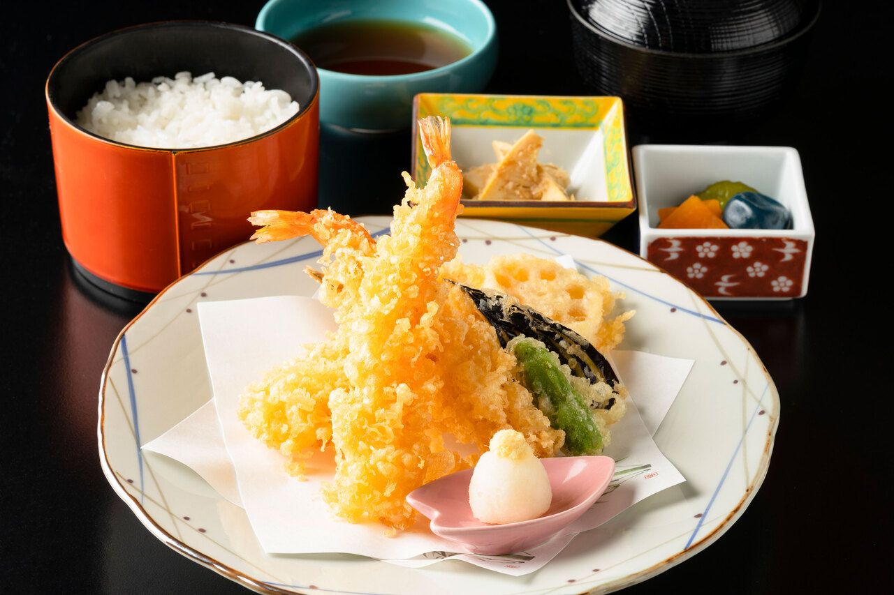 Four Seasons ＆ Oak Room - New Otani Inn Sapporo